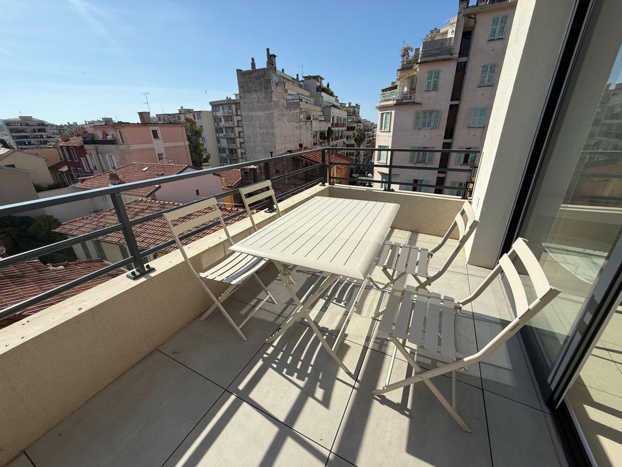 T2 Avec Terrasse Et Parking Prive Au Coeur De 尼斯 外观 照片